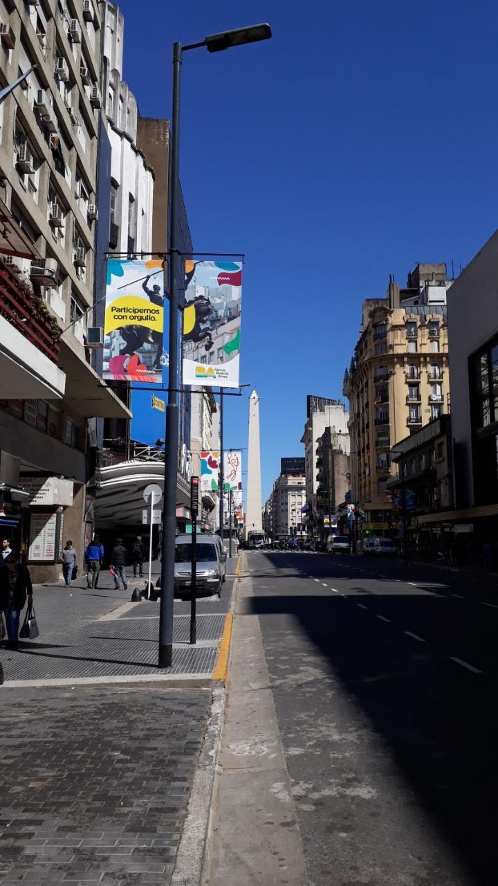 Tango Pop Junto Al Obelisco En 820 Avenida Corrientes Buenos Aires Exterior foto